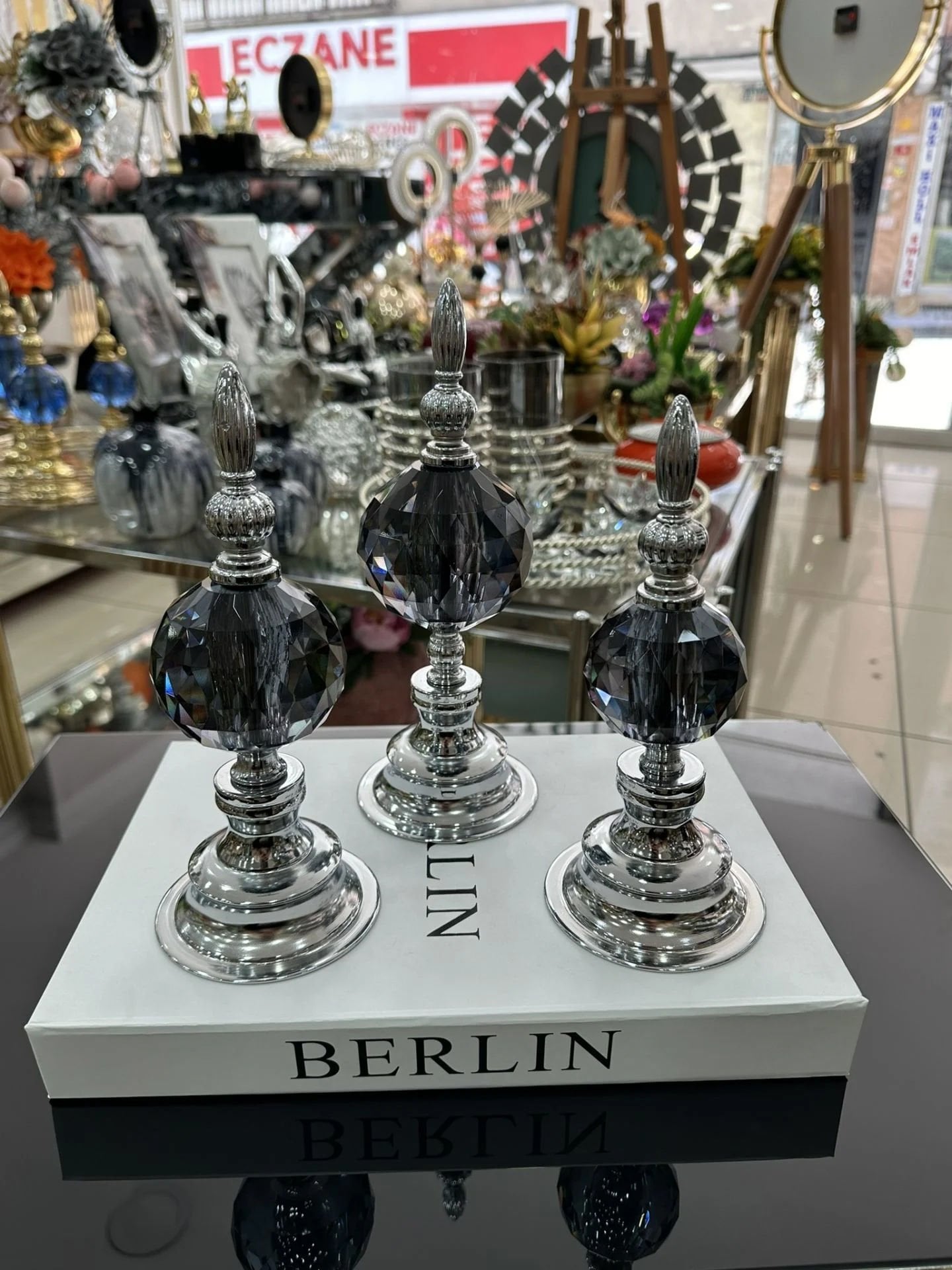 Üçlü Kristal Biblo Aksesuar Siyah