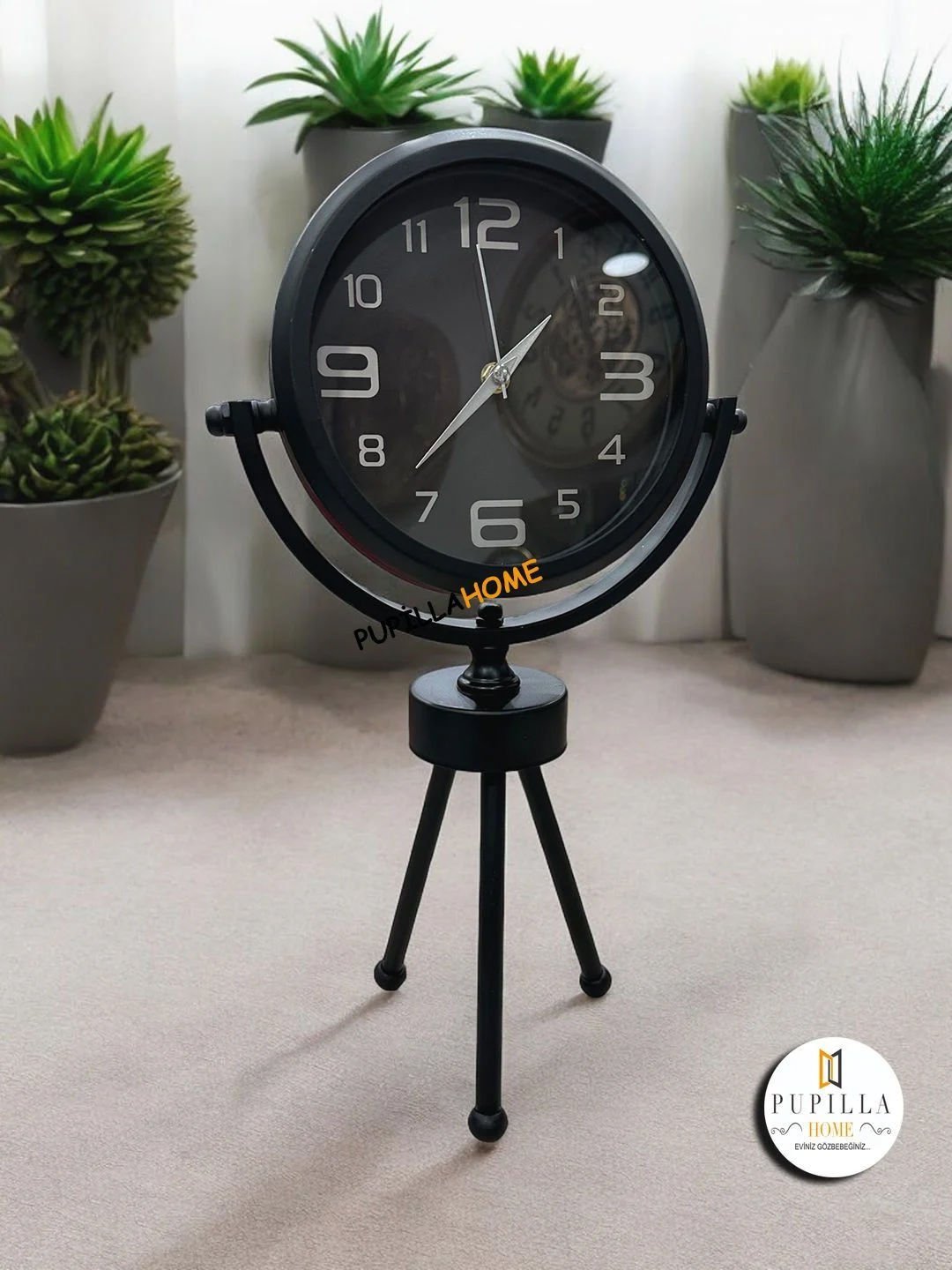 Siyah Boyalı Metal Ayaklı Saat